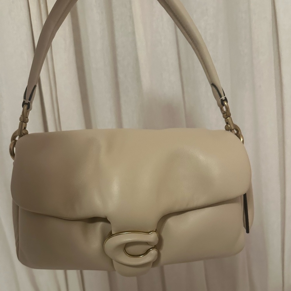 Coach Pillow Tabby 26 Leather Shoulder Bag